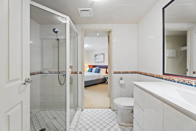 شقة بسرير كوين وسريرين منفصلين بإطلالة على الحديقة بغرفتي نوم، Crystal Bay On The Broadwater 6/9