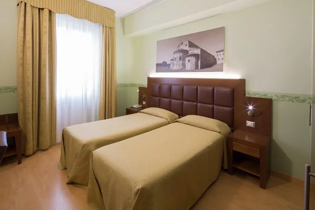 غرفة عائلية بأربعة أسرّة، Terminus And Plaza 2/10