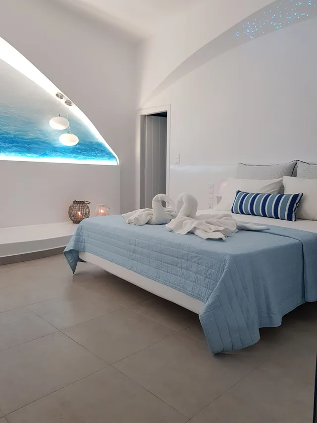 Deluxe, Double Bed, Sea View, Sofa, Hot Tub, Amera Suites 1/10