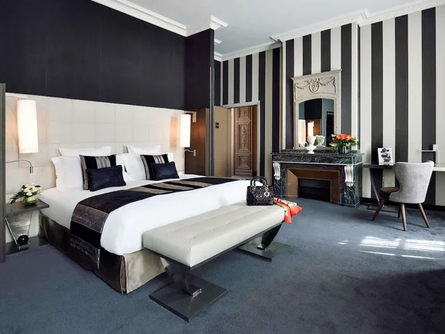 غرفة ديلوكس بسرير مزدوج، La Cour des Consuls Hotel & Spa Toulouse - MGallery Collection 1/10