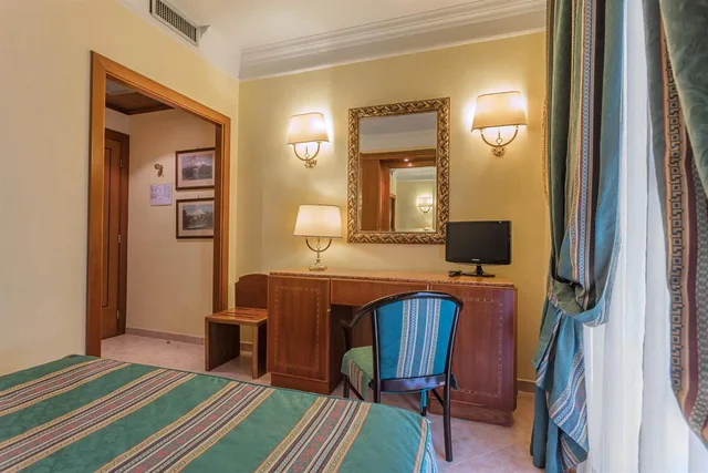 غرفة قياسية بسرير مزدوج أو سريرين منفصلين، Raeli Hotel Luce 8/10