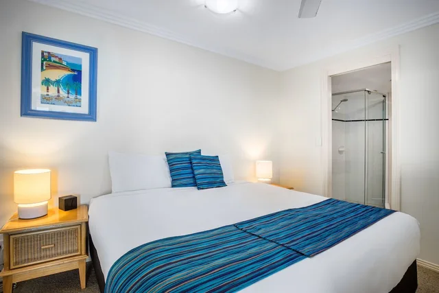 2 Bedrooms, Spa, Apartment, 2 Queen Beds, Water Front، Watermark Resort 1/4