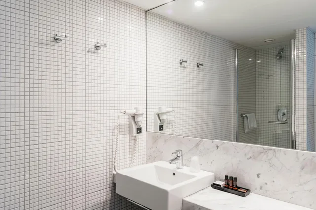 Deluxe, Double or Twin Bed, Leopold Hotel Ostend 7/10