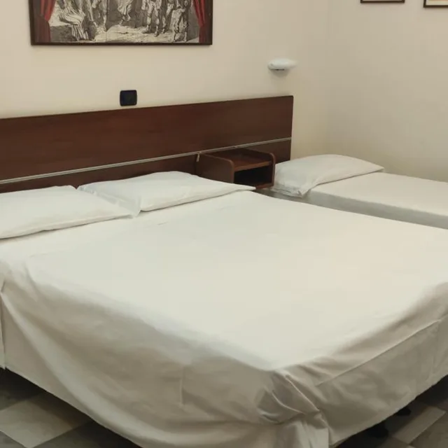 غرفة ثلاثية، Hotel Luna Rossa 2/10