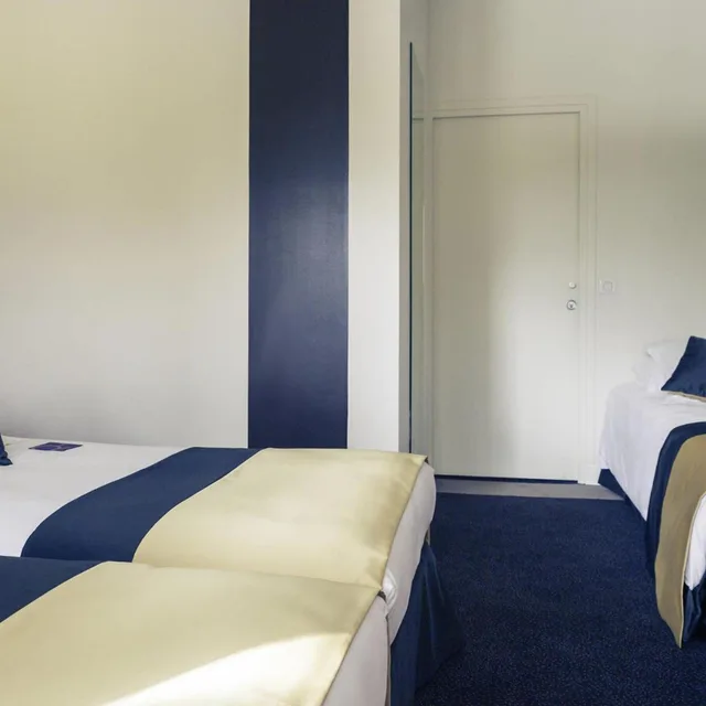 غرفة قياسية ثلاثية، Mercure Maurepas Saint Quentin 3/6