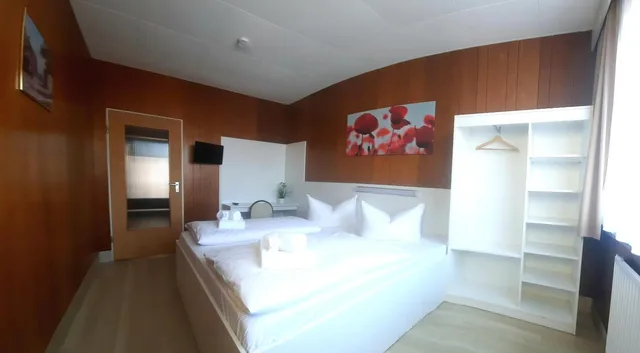 غرفة قياسية بسرير مزدوج، Central-Hotel Tegel 1/10