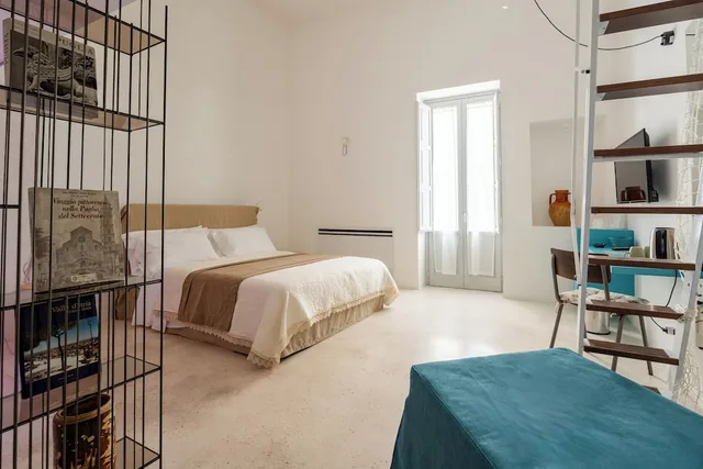 غرفة فاخرة بسرير كوين، Donna Domenica Boutique Suites 7/10