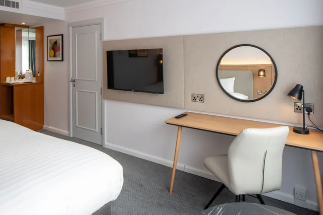 غرفة قياسية بسرير كينج، HOLIDAY INN BRISTOL FILTON 7/10