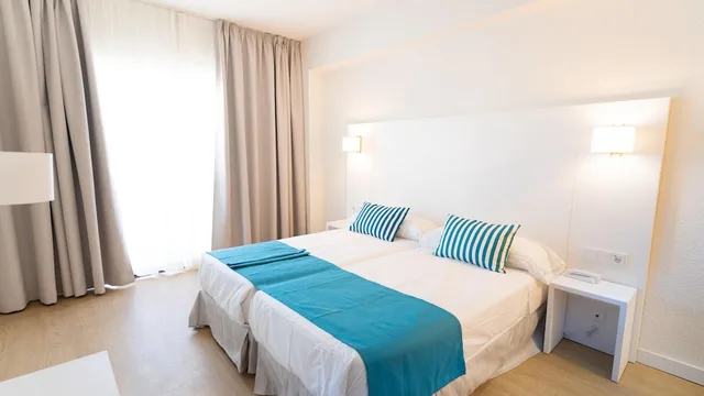 غرفة بسرير مزدوج، BLUESEA Costa Serena 5/10