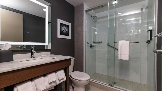 غرفة بسريرين كوين مع أريكة في طابق مرتفع، Hyatt Place Toronto Brampton 5/5
