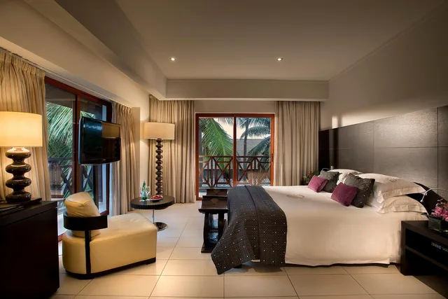غرفة سوبيريور بسرير مزدوج أو سريرين منفصلين، Labadi Beach Hotel 2/2