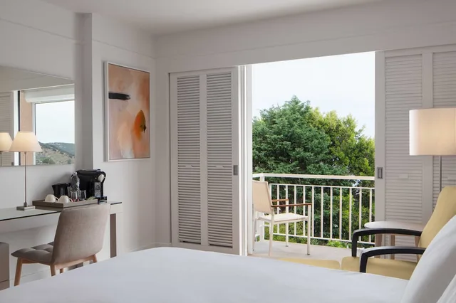 غرفة فاخرة بسرير كينج بإطلالة جزئية على البحر، Doria Hotel Bodrum 2/4