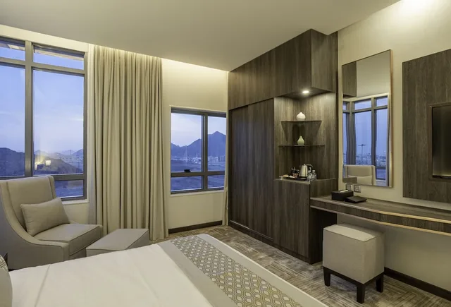 جناح سوبيريور بسرير كينج وسريرين منفصلين، The Seasons Hotel 6/9