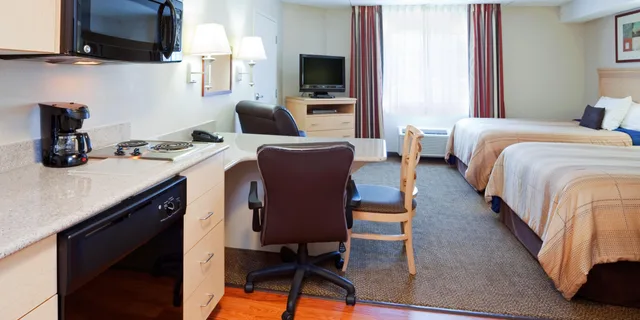 جناح استوديو بسريرين كوين لذوي الإعاقة، Candlewood Suites Jacksonville 1/1