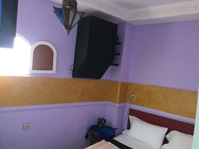 غرفة رباعية مع أريكة، Dar Rif 3/3
