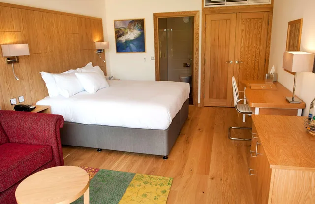 غرفة سوبيريور بسرير كينج، Kingsmills Hotel 2/2