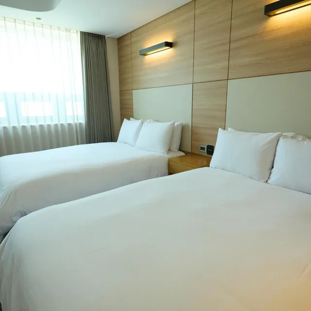 Plus, Studio, 2 Double Beds، ACUBE HOTEL 2/10