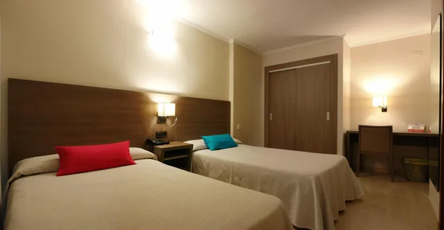 غرفة بسرير مزدوج، Hotel Avenida Plaza 5/10