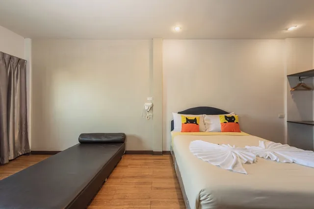 غرفة أساسية ثلاثية بسرير كينج مع أريكة، Bkk39 Airport hotel 8/10