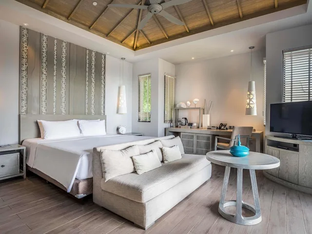 Grand, Ocean, King Bed، Pullman Phuket Arcadia Naithon Beach 1/10