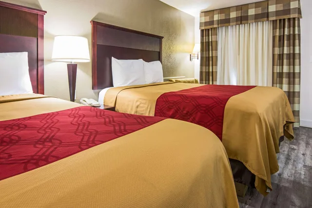 Upgrade, 2 Queen Beds، Park Inn by Radisson, Macon North 2/6