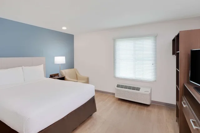 غرفة بسرير كوين لذوي الإعاقة، WoodSpring Suites West Des Moines 2/6