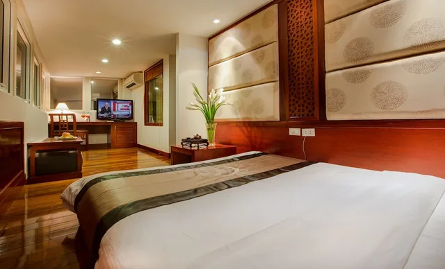 غرفة كلاسيكية بسريرين منفصلين بإطلالة على المدينة، Conifer Boutique Hotel 6/9