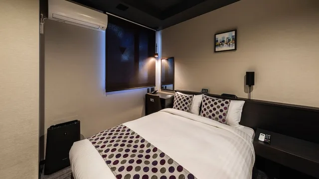 غرفة بسرير مزدوج بحوض استحمام للمدخنين، Astil Hotel Juso Precious 1/2