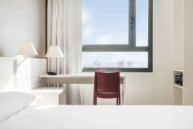 غرفة بسرير مزدوج، Ilunion Valencia 3 Hotel 2/2