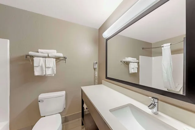 غرفة قياسية بسريرين كوين، Quality Inn El Reno 4/4