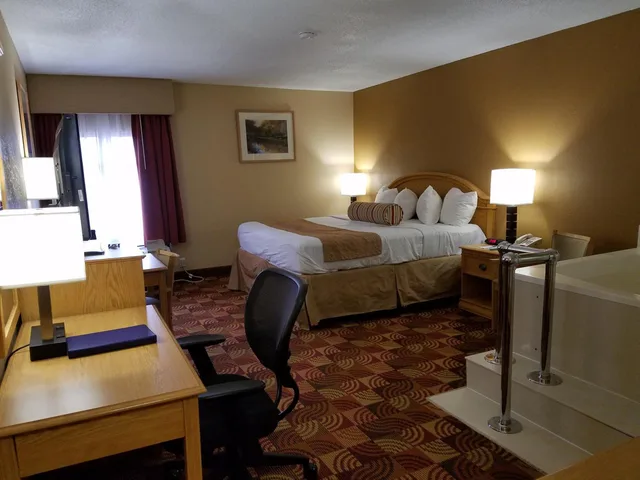 Deluxe, King Bed, Best Western Martinsville Inn 5/10