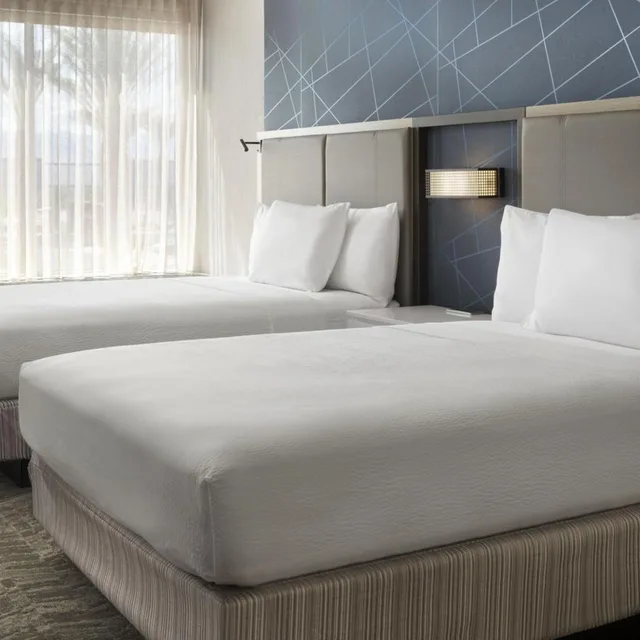 جناح بسريرين كوين مع سرير سحّاب إضافي مع أريكة، SpringHill Suites by Marriott Las Vegas Airport 1/7