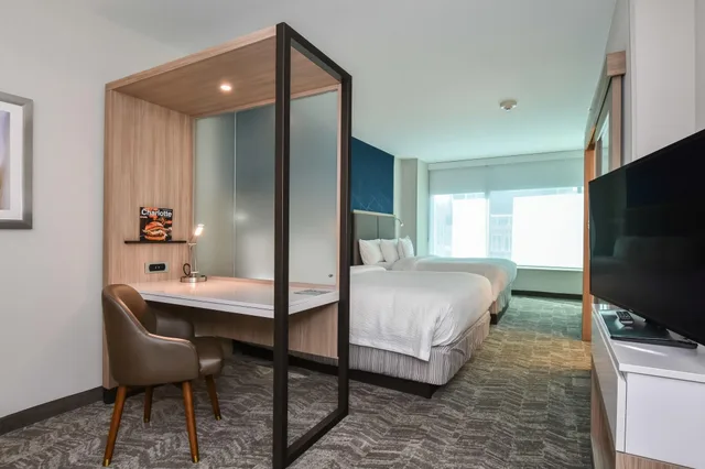 استوديو بسريرين كوين، SpringHill Suites by Marriott Charlotte City Center 4/4