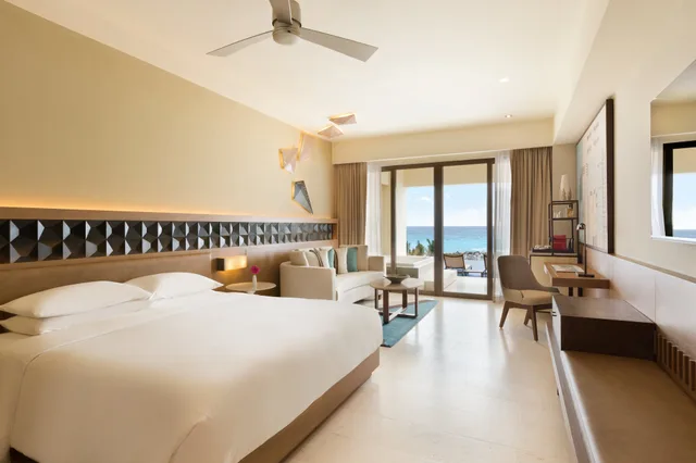 Sky, Swim Up, Master, Turquoize, King Bed, Ocean Front، Turquoize at Hyatt Ziva Cancun Adults Only 1/5