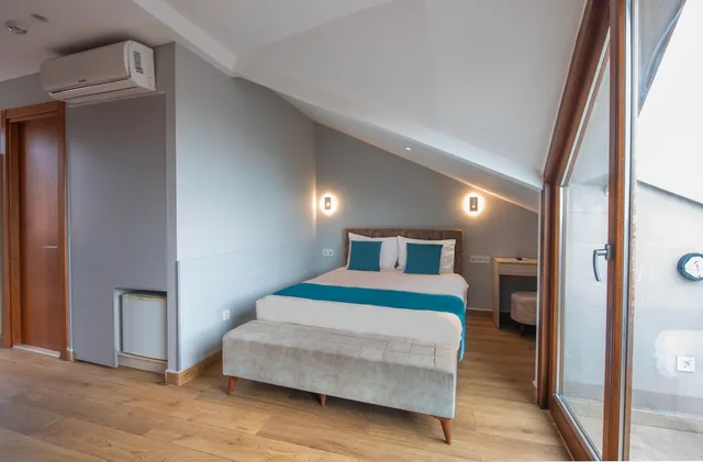 بنتهاوس بسرير مزدوج بإطلالة على البحر بشرفة في الملحق، Sur Hotel 3/10
