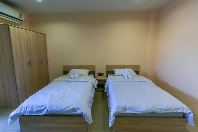 غرفة قياسية بسريرين منفصلين، Tempo Plus Apartment Mae Sot 3/4