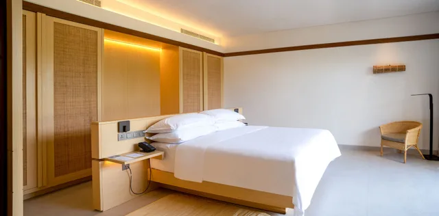 Room, King Bed, Lagoon View, Terrace، Sheraton Belitung Resort 4/7