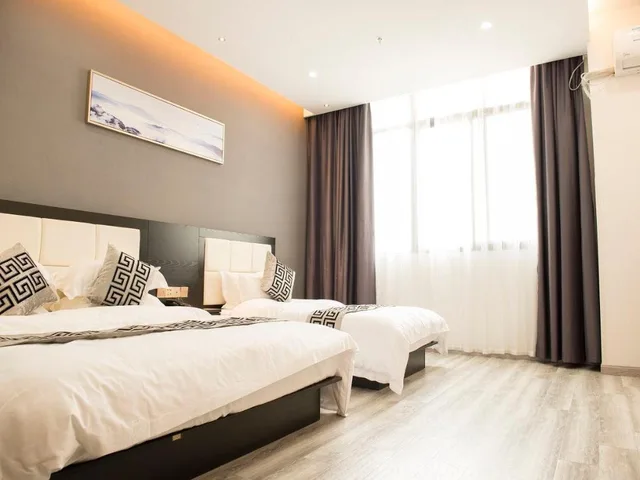 Fashion, Family, 1 King and 1 Single Beds, Shell Wuxi Huishan District Wanda Plaza Yanqiao Subway Station Hotel 5/8