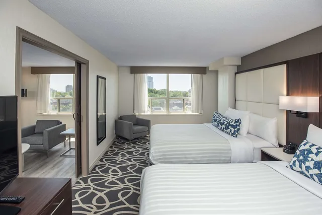Preferred, Suite, 2 Queen Beds, Sofa, The Park Hotel London 2/10