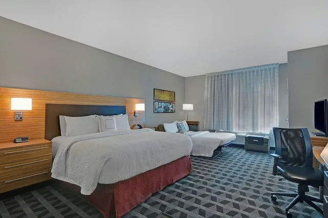 استوديو بسرير كينج مع أريكة لذوي الإعاقة، TownePlace Suites by Marriott Jacksonville East 4/7