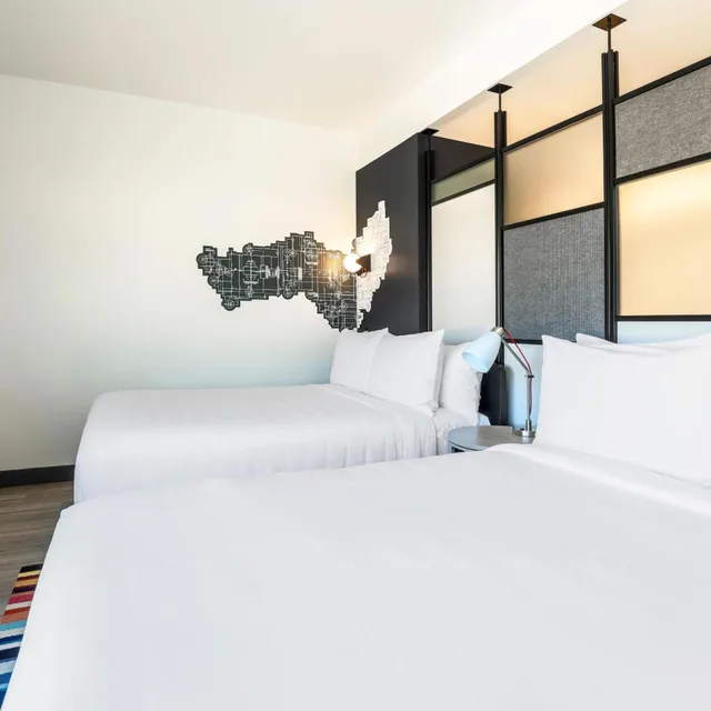 Aloft, Superior, 2 Queen Beds, Corner، Aloft Reno Tahoe International Airport 1/2