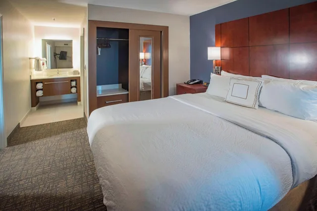 جناح بغرفتي نوم، Residence Inn by Marriott Pensacola Downtown 2/3