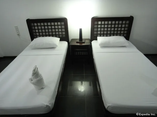 غرفة ديلوكس بسريرين منفصلين، Balay Tuko Garden Inn 1/4