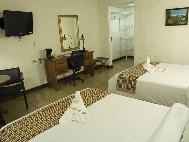 غرفة قياسية بسرير كوين، Hotel Aeropuerto 6/10