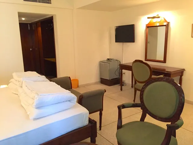 غرفة ديلوكس بسرير مزدوج بغرفة نوم واحدة، Alpana Hotel 2/2