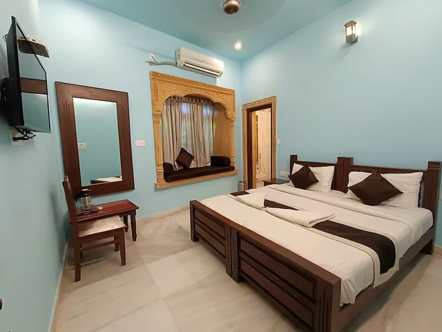 غرفة قياسية بسرير كينج، Royal Villa Jaisalmer 4/10