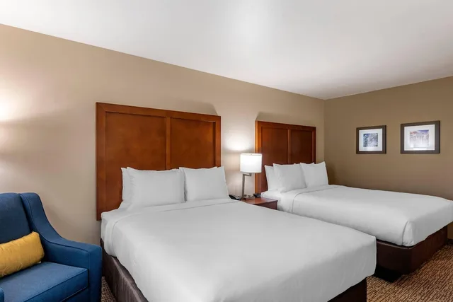 غرفة بسريرين كوين، Comfort Inn & Suites Charlottesville Hollymead Town Center 2/3