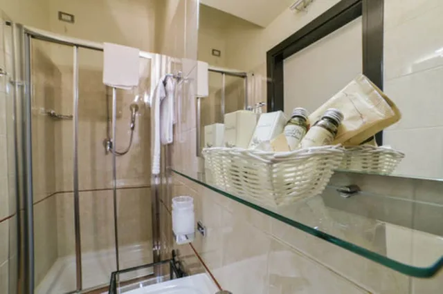 1 Bedroom, Basic, Quadruple, 3 Beds, Hotel Bella Firenze 7/7