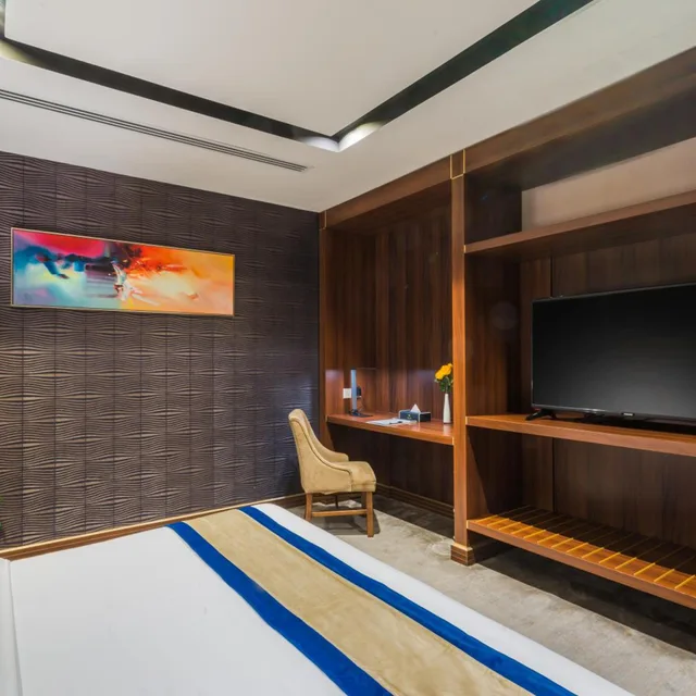 Deluxe, Double Bed, Al Malqa Elite Hotel 4/8