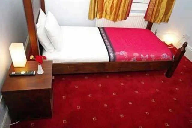 غرفة مفردة، Islington Inn 6/10